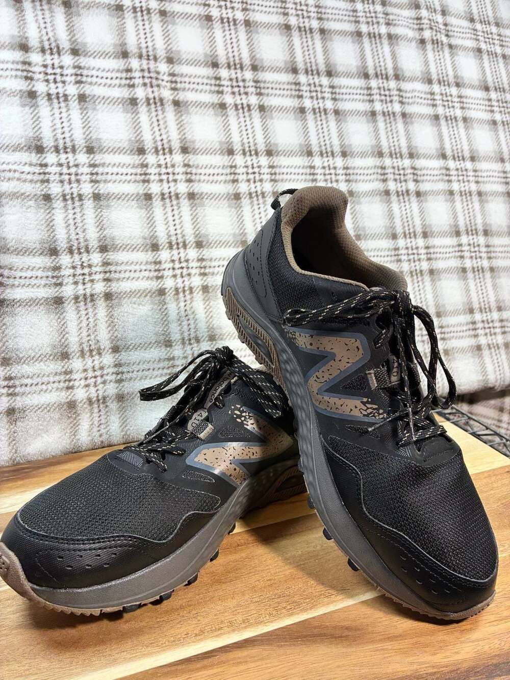 New Balance MT410v8 Trail Sneakers Size 11.5 Black Cordura